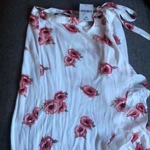 NWT Forever21 Floral Print Side Tie Maxi Skirt